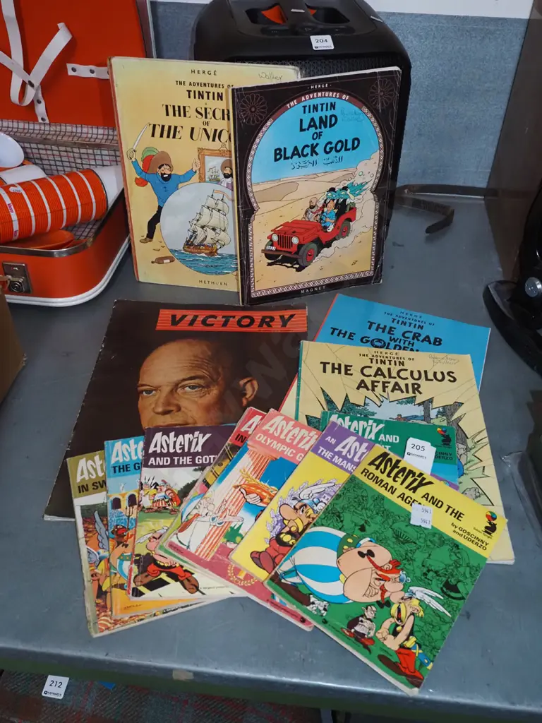 Asterix and Tin Tin books and WWII magazine Image 1++