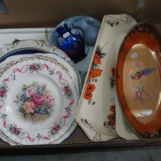 box;  plates, trays, vases