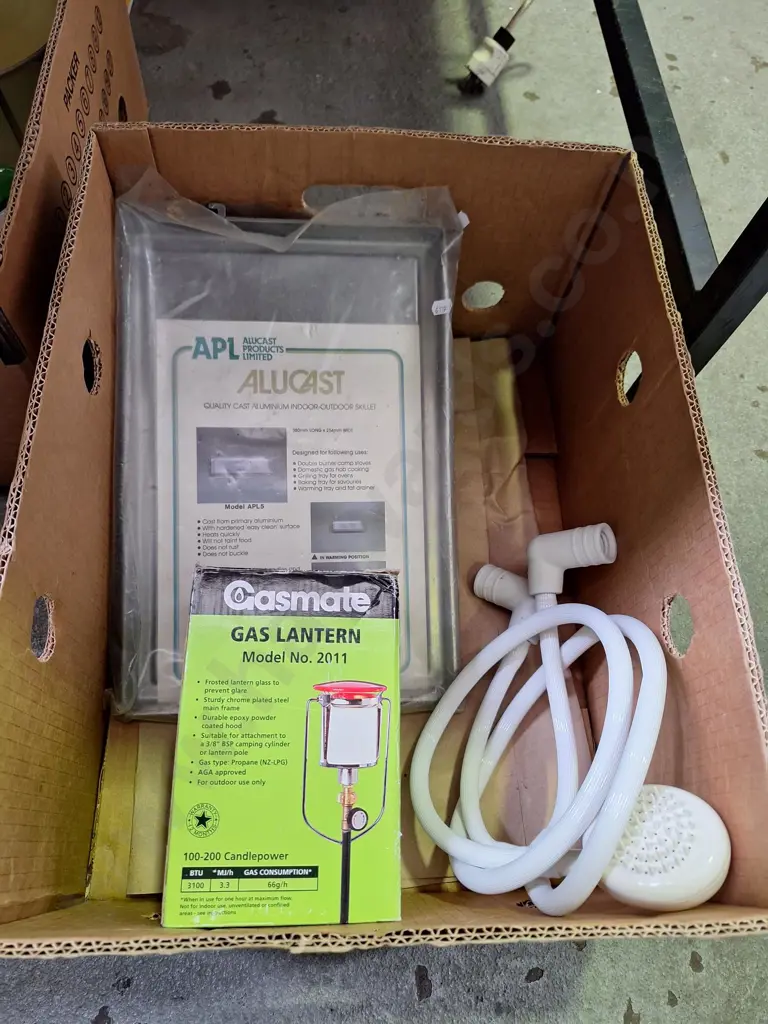 box; shower adaptor, outdoor skillet, gas lantern Image 1++