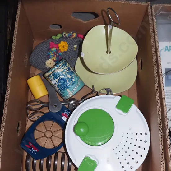 box; salad spinner, toast rack, bottle opener, cake server etc