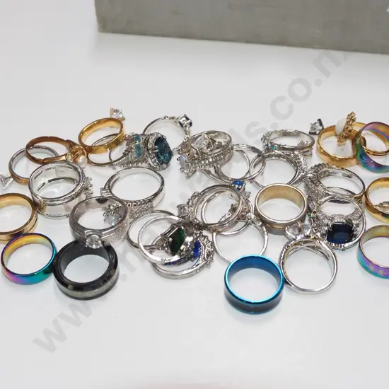 box of dress rings