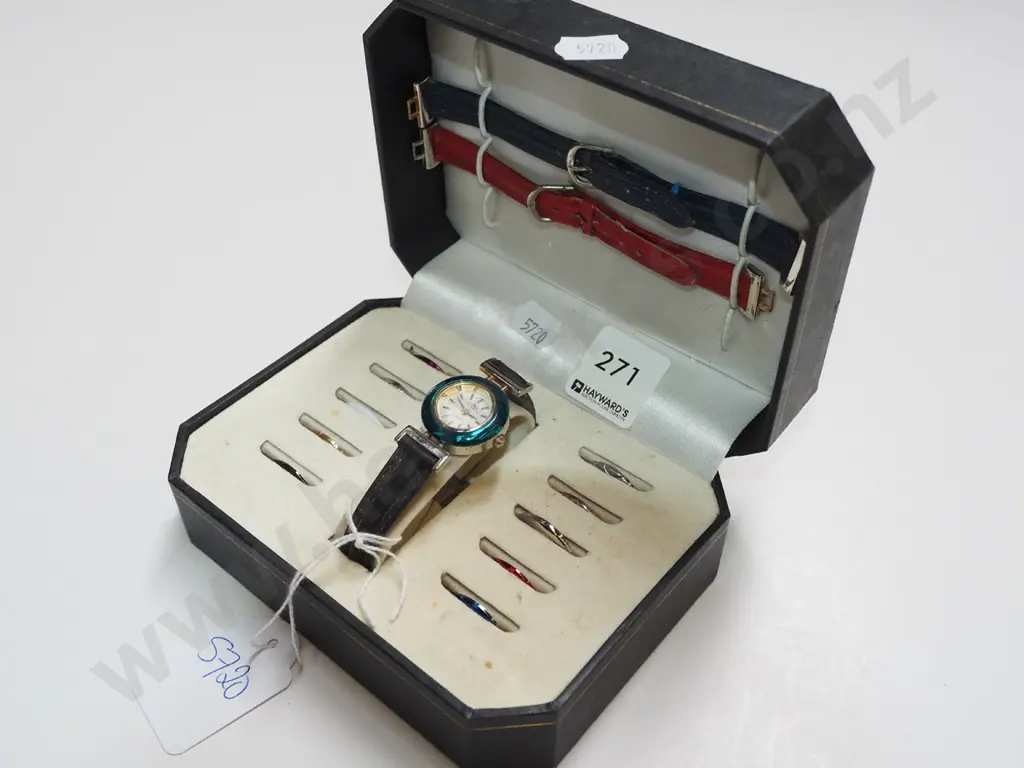 ladies watch in box with assorted accessories Image 1++