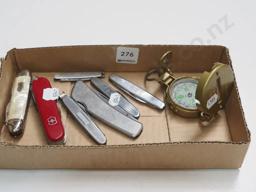box; pocket knives, compass etc Image 1++