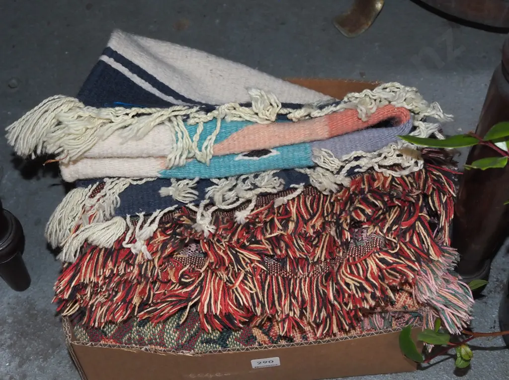 box; woollen floor rug, throw Image 1++