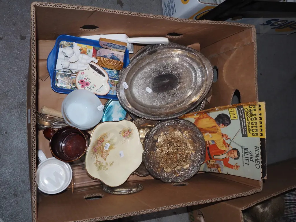 box; plated bowls,cups, cherub figurines etc Image 1++