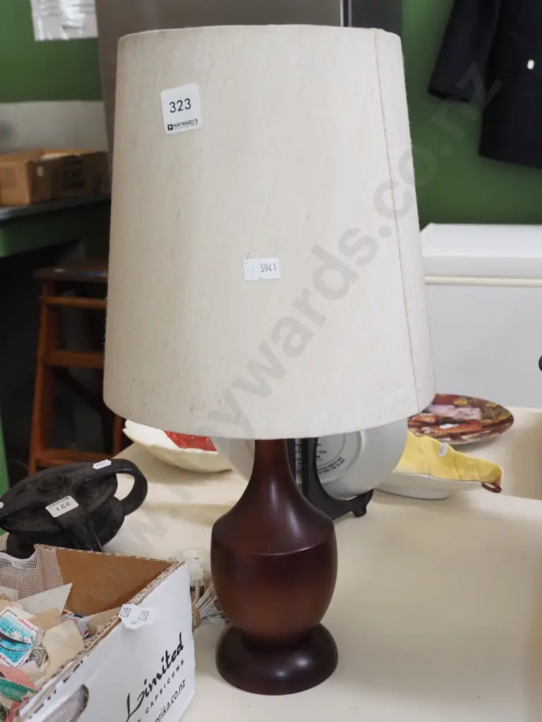 wood based table lamp H460 Image 1++