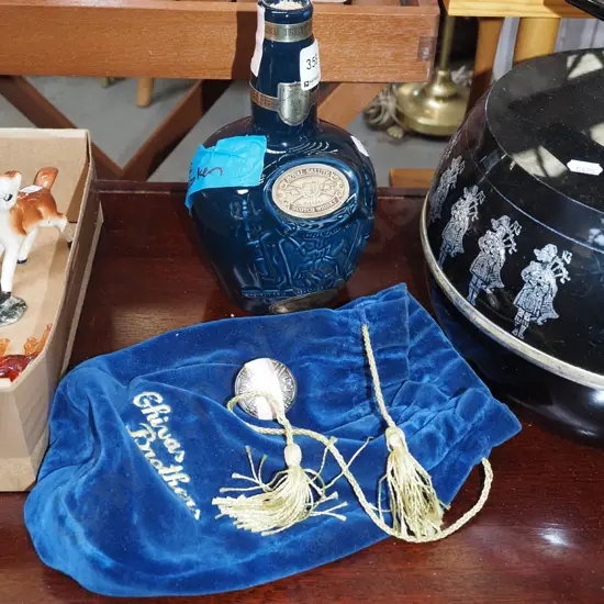 700ml Chivas Brothers Scotch whisky - broken cork