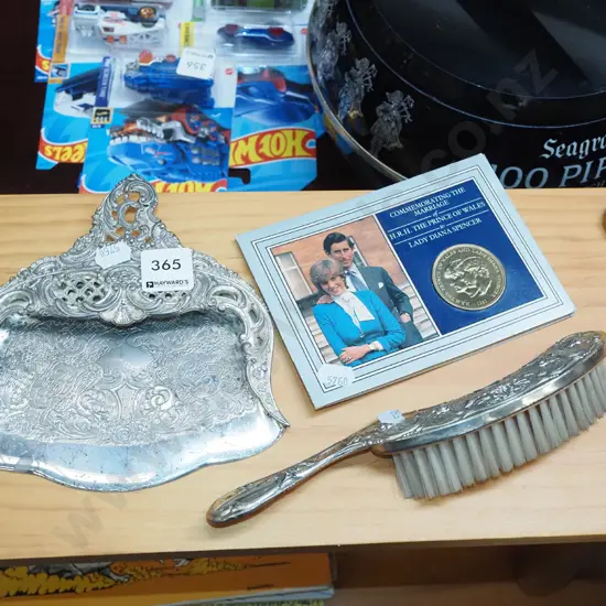 Charles and Di commerative coin, plated crumb brush and pan