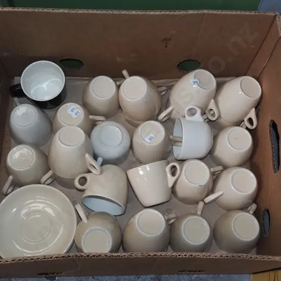 box; Crown Lynn tea cups, saucers