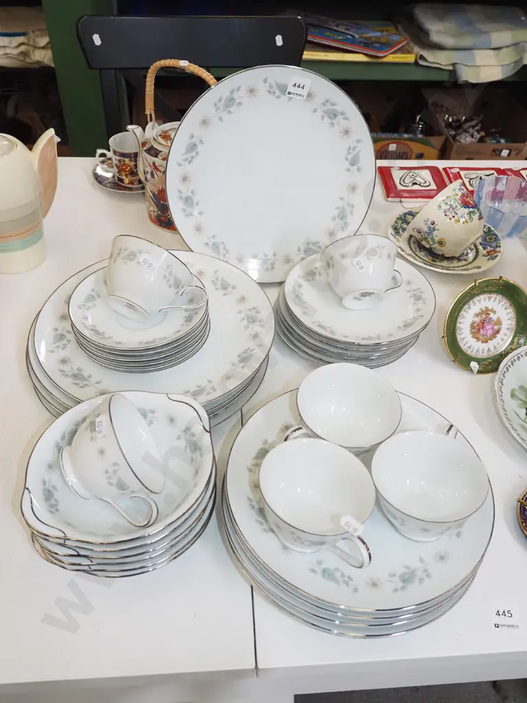 Noritake white and silver rimmed inner items with floral patterning Image 1++