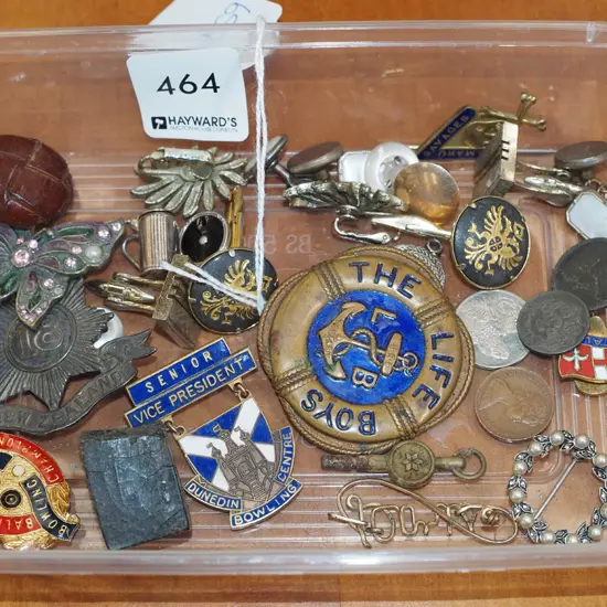 tray of costume jewellery