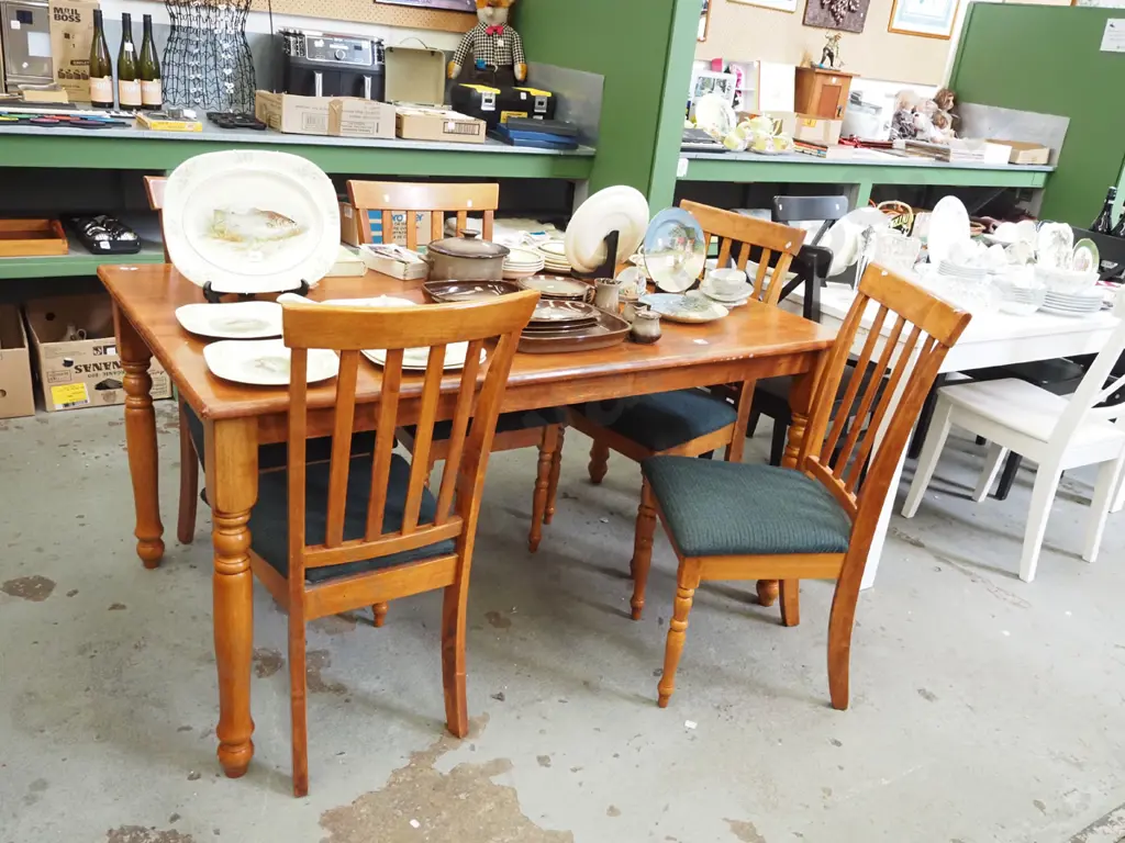 turned leg pine dining dining with 5 slat back chairs H770 W1510 D900 Image 1++