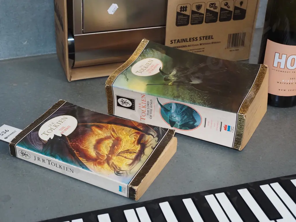 Tolkien books - The Hobbit,  Lord of the Rings Image 1++