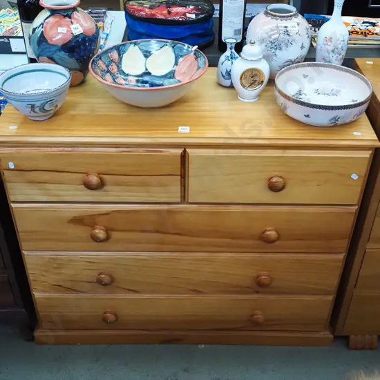 solid pine 5 drawer chest H790 W920 D380