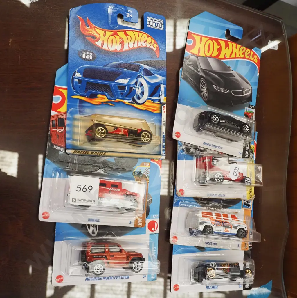 7x as new carded Hotwheels vehicles Image 1++