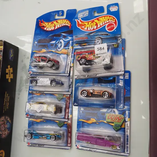 7x as new carded Hotwheels vehicles