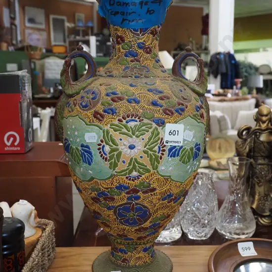 heavily decorated Satsuma style vase - damage and repairs to rim H4065