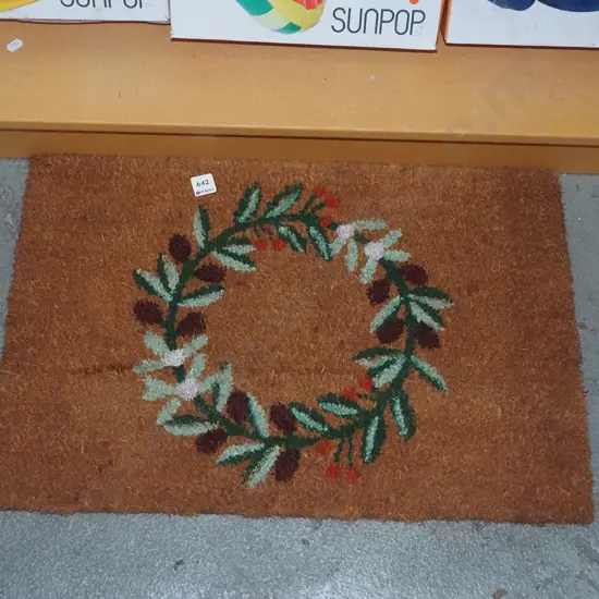 Xmas wreath themed door mat
