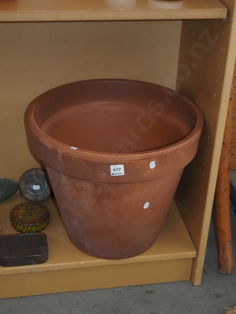 terracotta planter Diam370 Image 1++