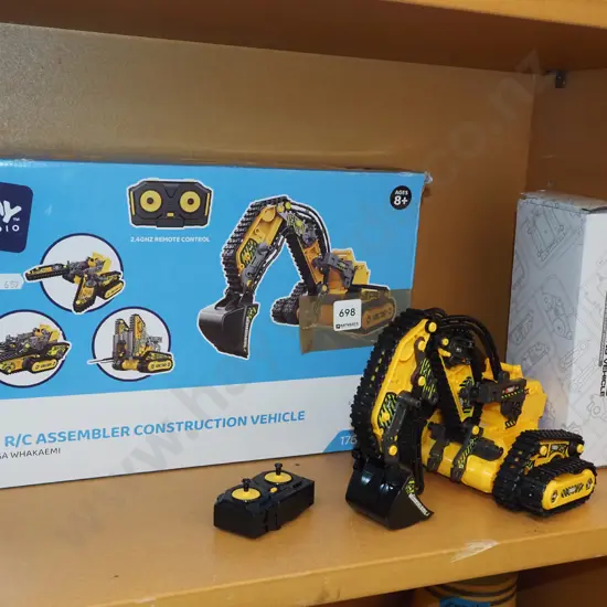remote control self assembled construction digger- As Is No Returns