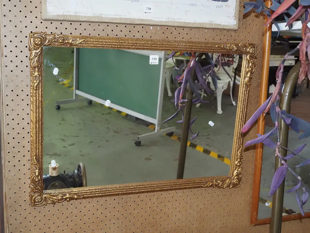 gilt framed wall mirror  Image 1++