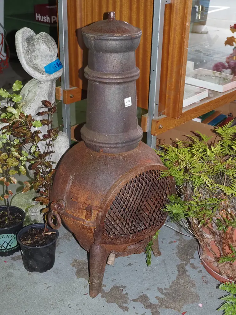 cast iron chiminea H860 Image 1++