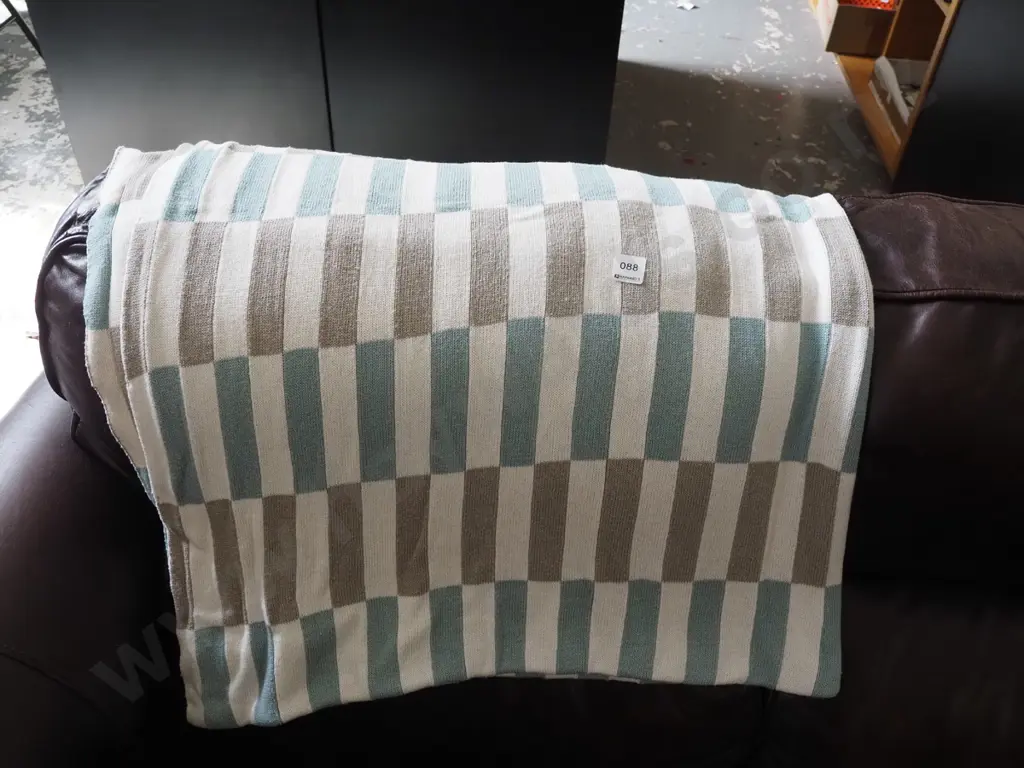 cream, teal and fawn throw/bed cover Image 1++