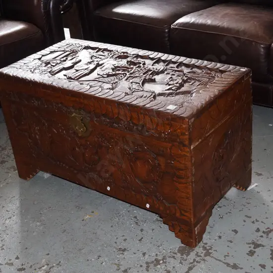 carved camphorwood chest H500 W890 D430