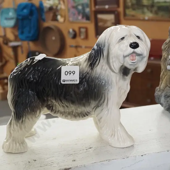dog figurine H175