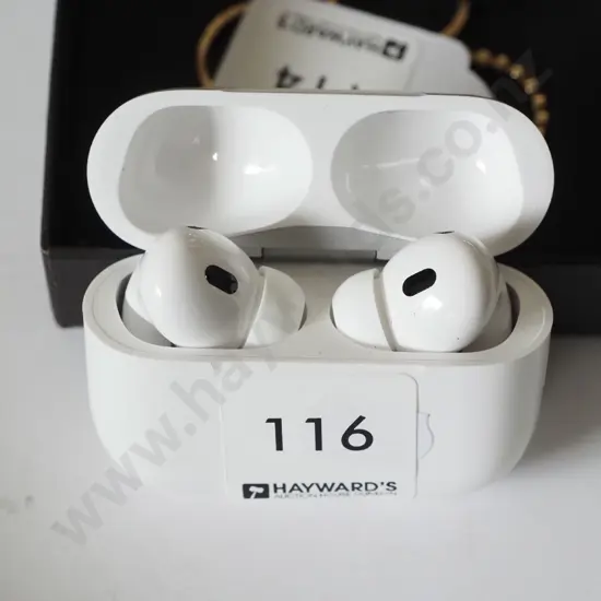 Apple Airpods & case