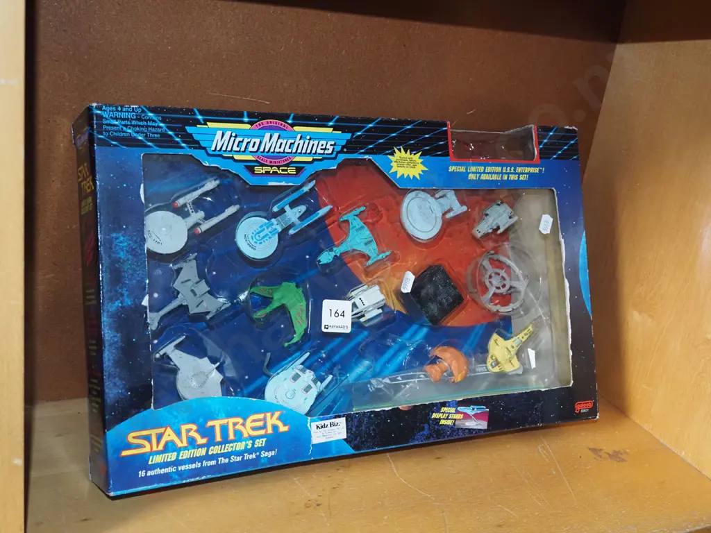 box; Star Trek collector set Image 1++