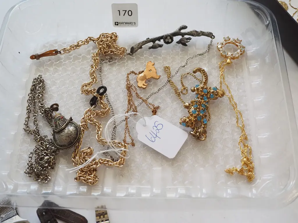 tray of costume necklaces Image 1++