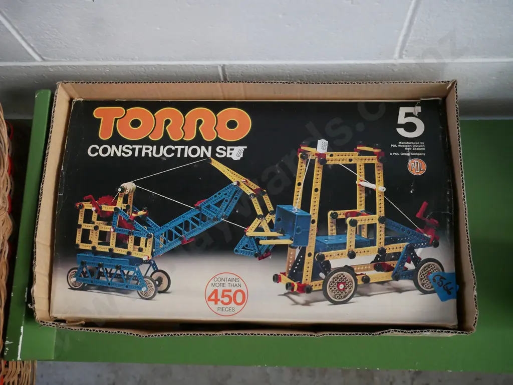 boxed Torro NZ made construction set Image 1++