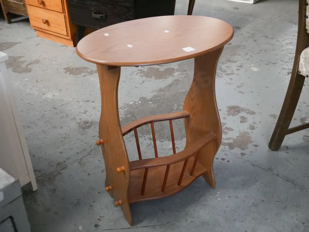 mdf faux woood veneer end table/magazine rack H590 Image 1++