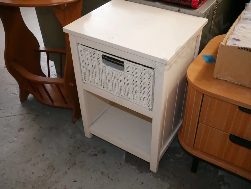 bedside cabinet with seagrass basket Image 1++