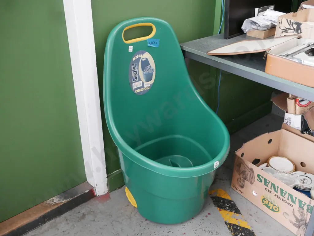 green plastic garden cart Image 1++