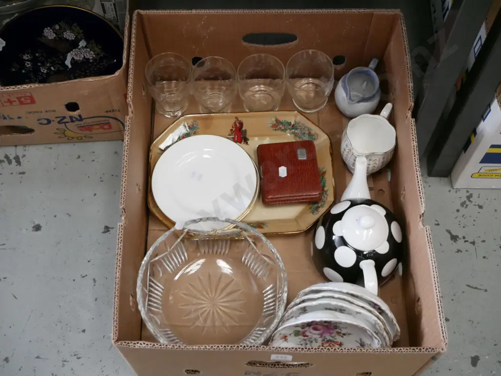 box; crystal bowl, etched tumblers, teapot etc Image 1++