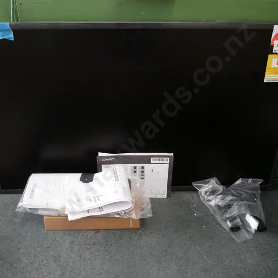 Samsung 30" smart TV - some items still in original packaging