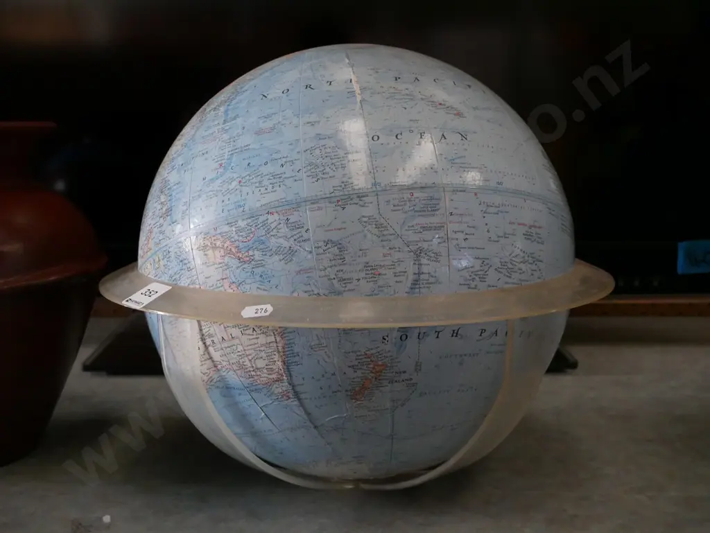 world globe Image 1++