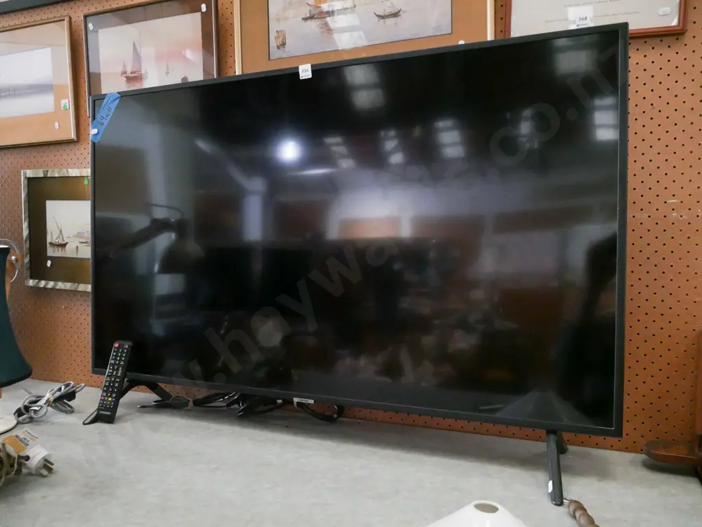 Samsung 49" TV Image 1++