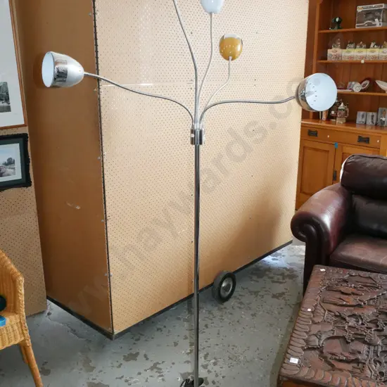 4 bulb halogen standard lamp H1800