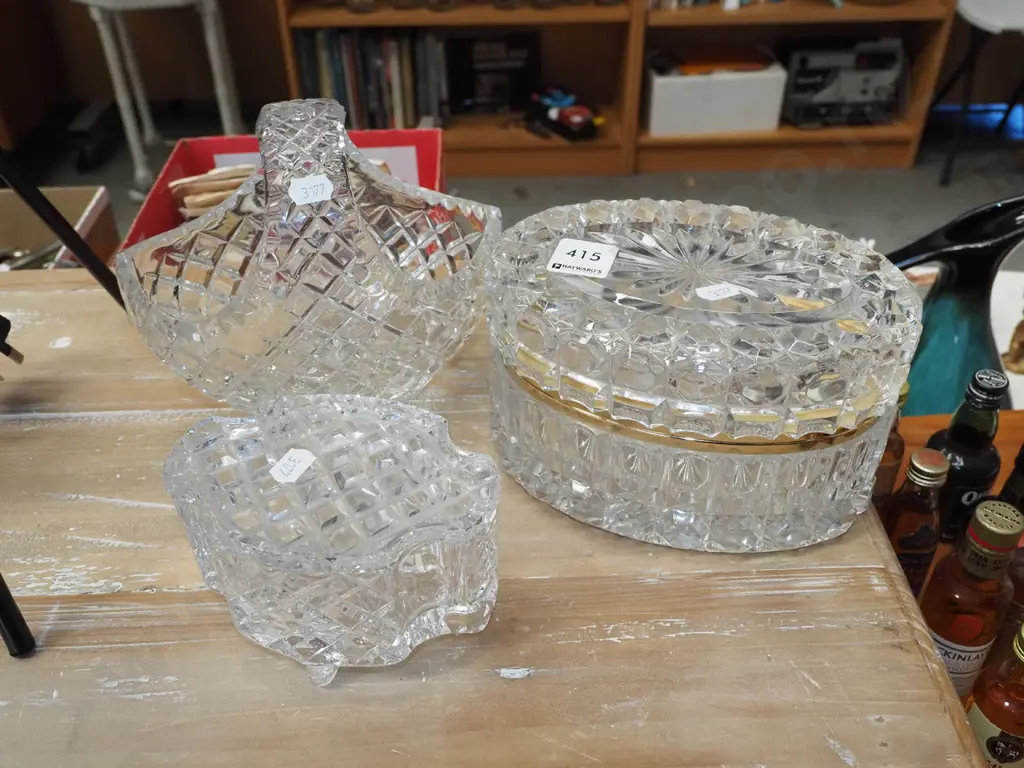 2x cut crystal trinket boxes, crystal basket H150 Image 1++