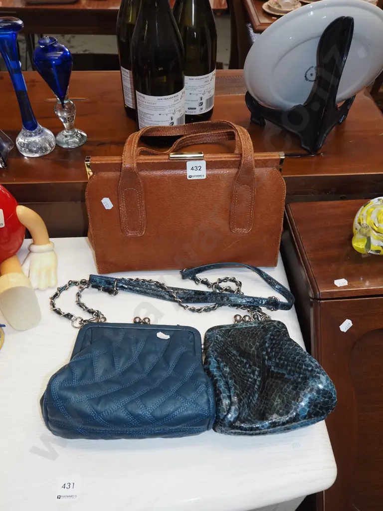 3x handbags Image 1++