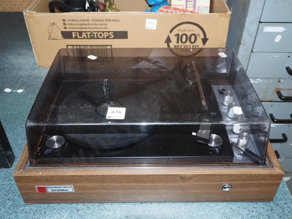small Ralta record player Image 1++