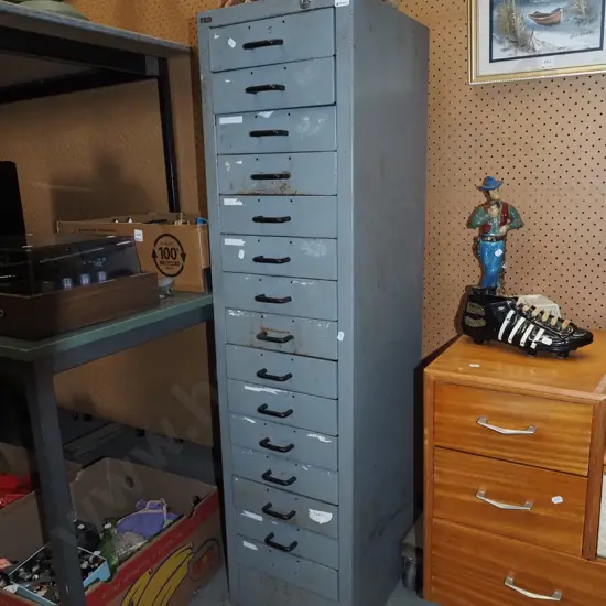 15 drawer filing cabinet - lock, no key H320 W330 W380