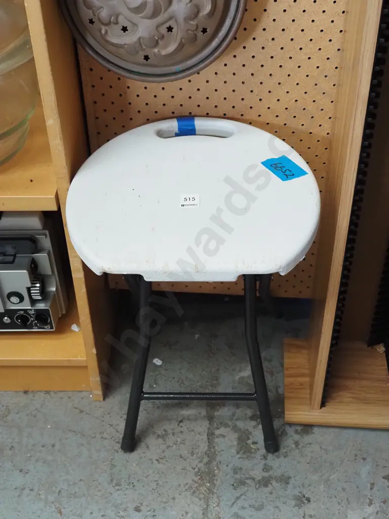 white plastic and metal foldaway stool Image 1++