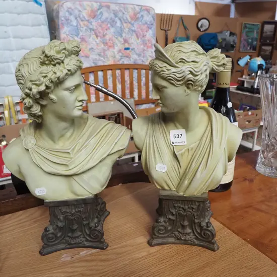 2x classical themed busts H320