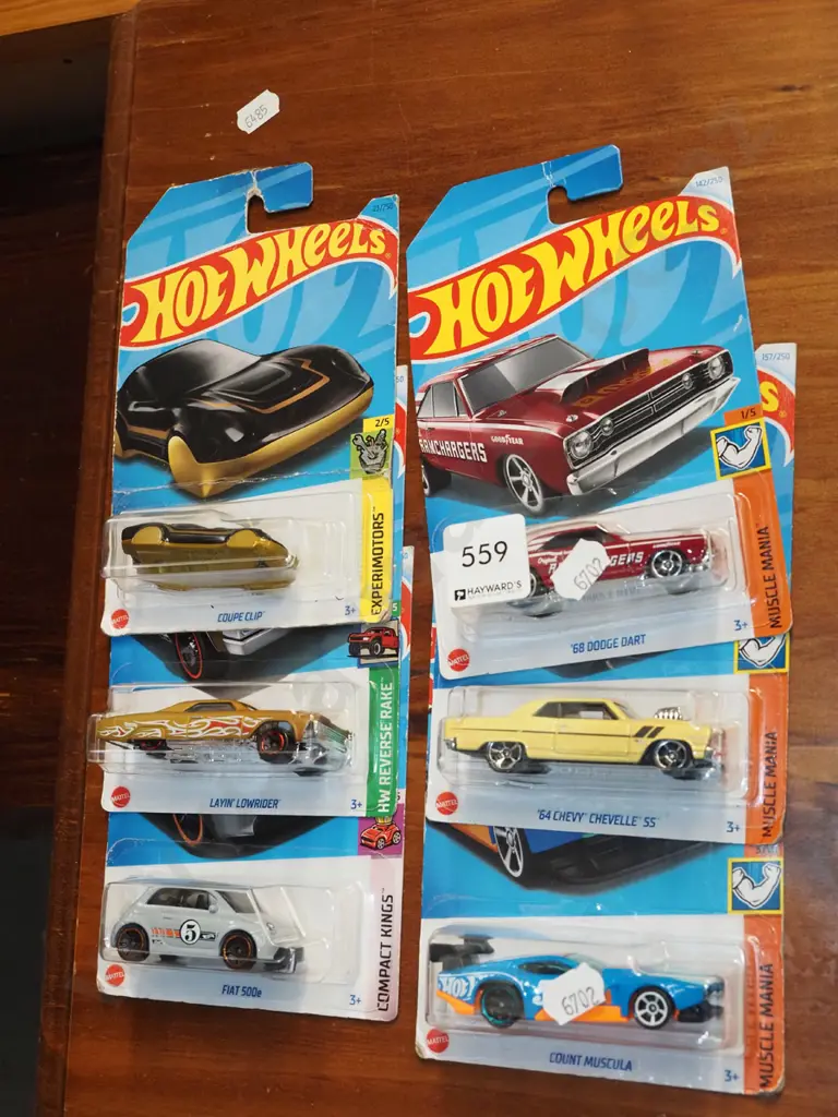 6x carded Hotwheels vehicles Image 1++