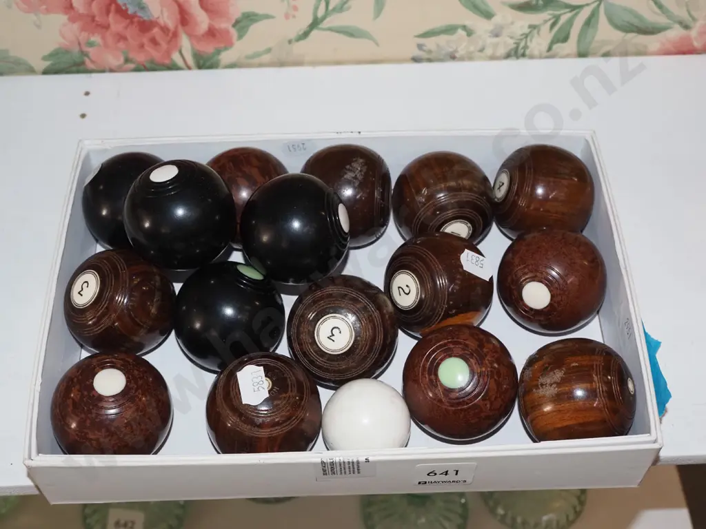 boxed set of table bowls Image 1++