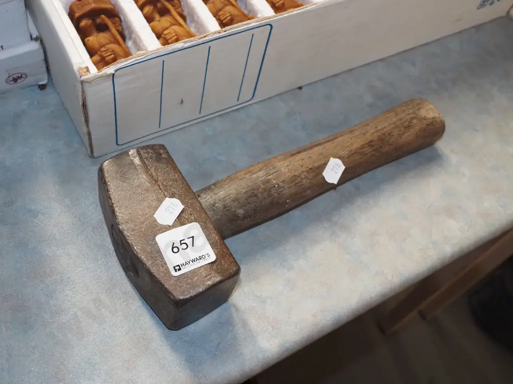 heavy hammer Image 1++